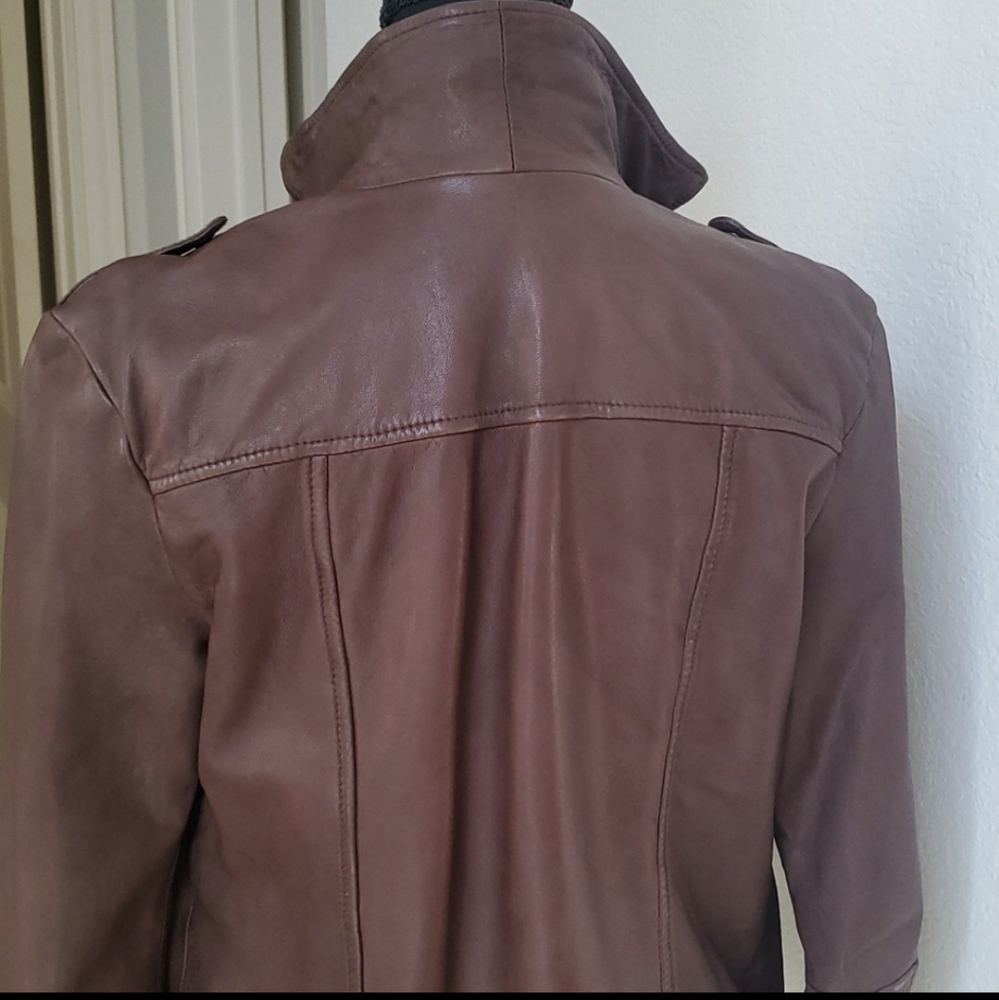 Hinge leather jacket